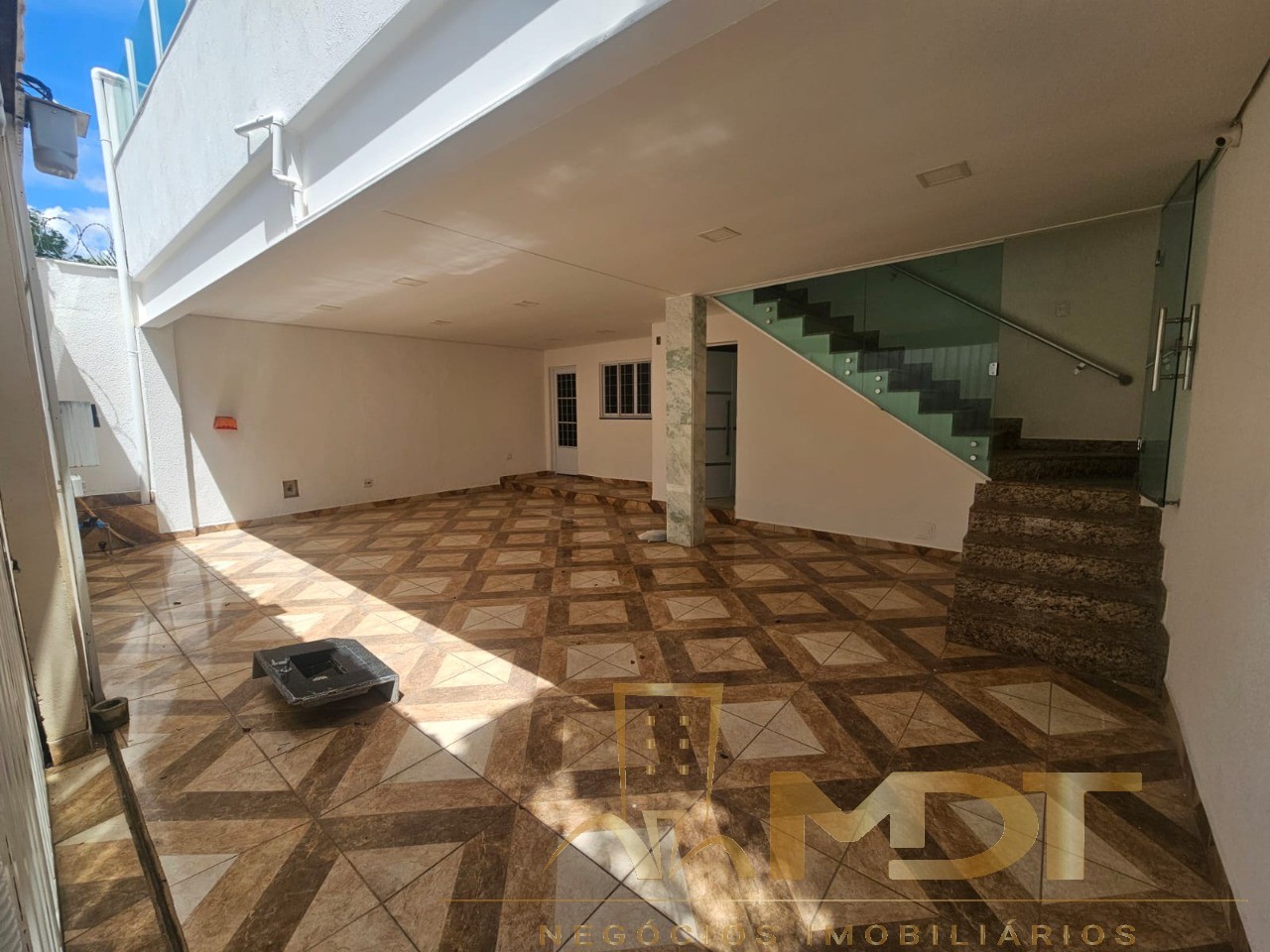 Casa à venda com 4 quartos, 200m² - Foto 6