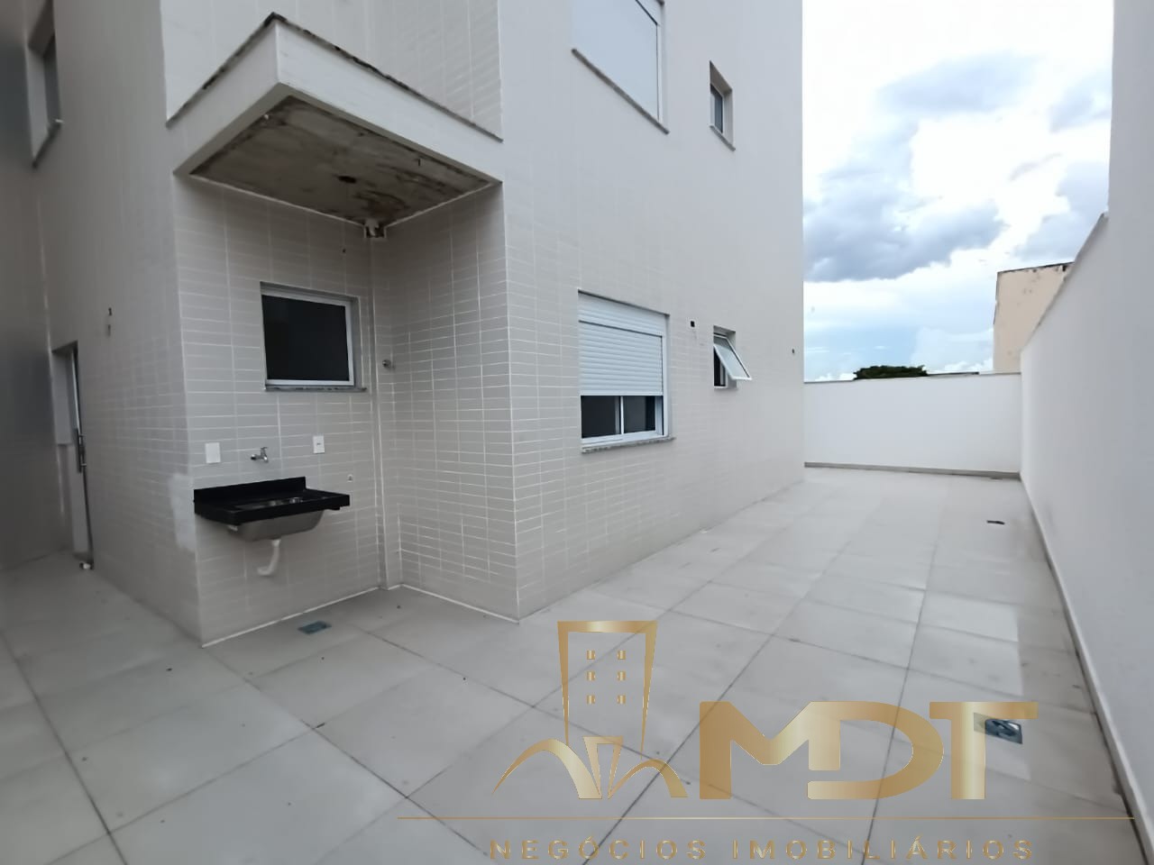 Apartamento, 3 quartos, 160 m² - Foto 1