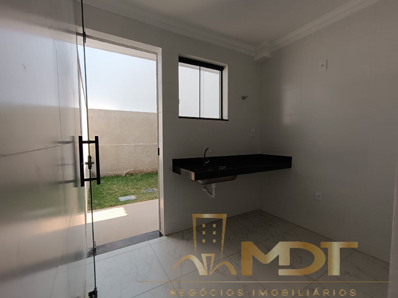 Casa à venda com 2 quartos, 67m² - Foto 20