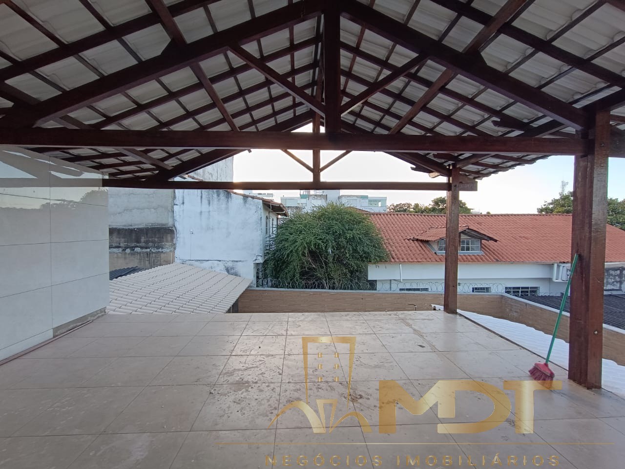 Casa, 7 quartos, 300 m² - Foto 3