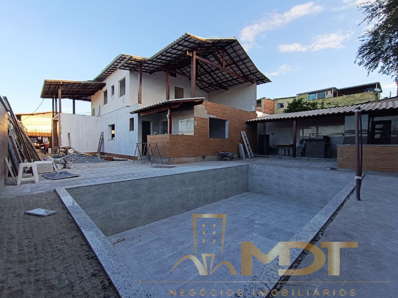 Casa, 7 quartos, 300 m² - Foto 1