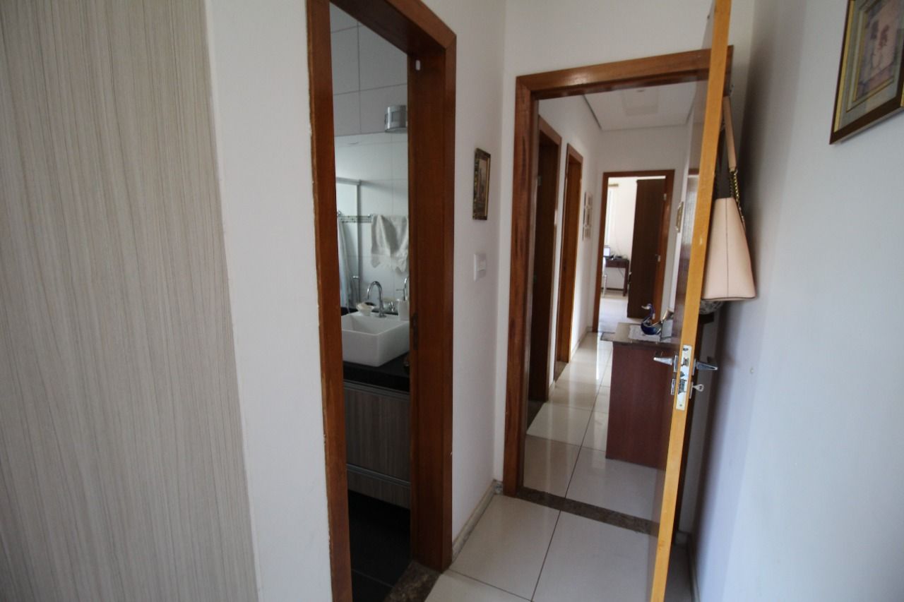 Casa à venda com 3 quartos, 140m² - Foto 10