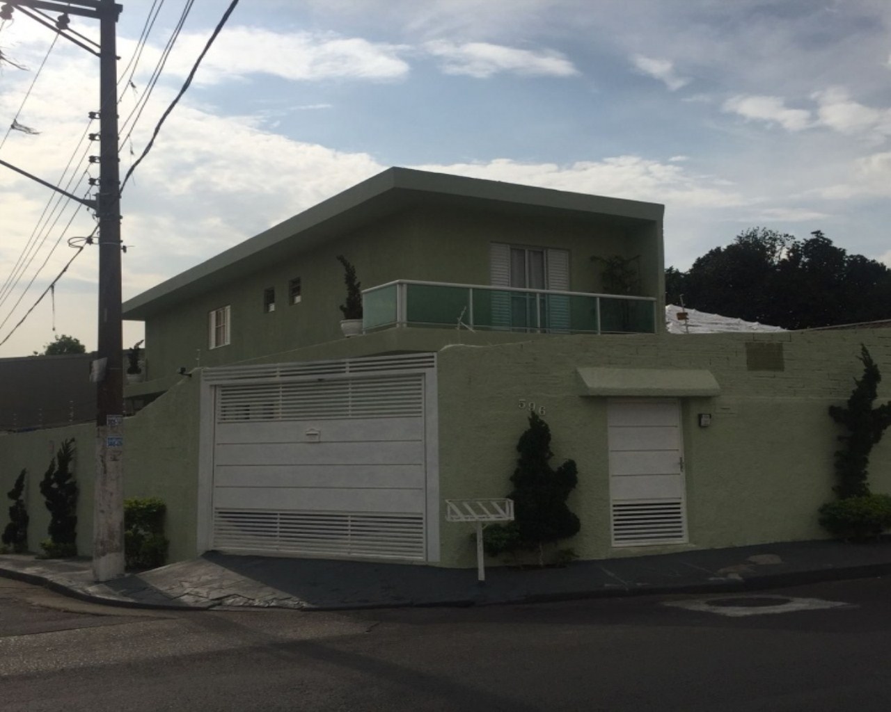 Sobrado, 3 quartos, 196 m² - Foto 1