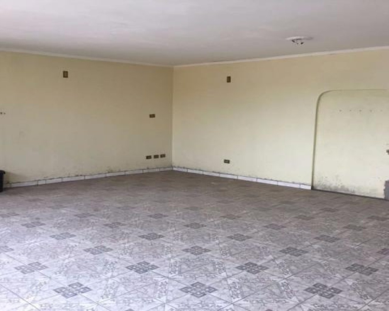 Casa à venda e aluguel com 5 quartos, 300m² - Foto 3