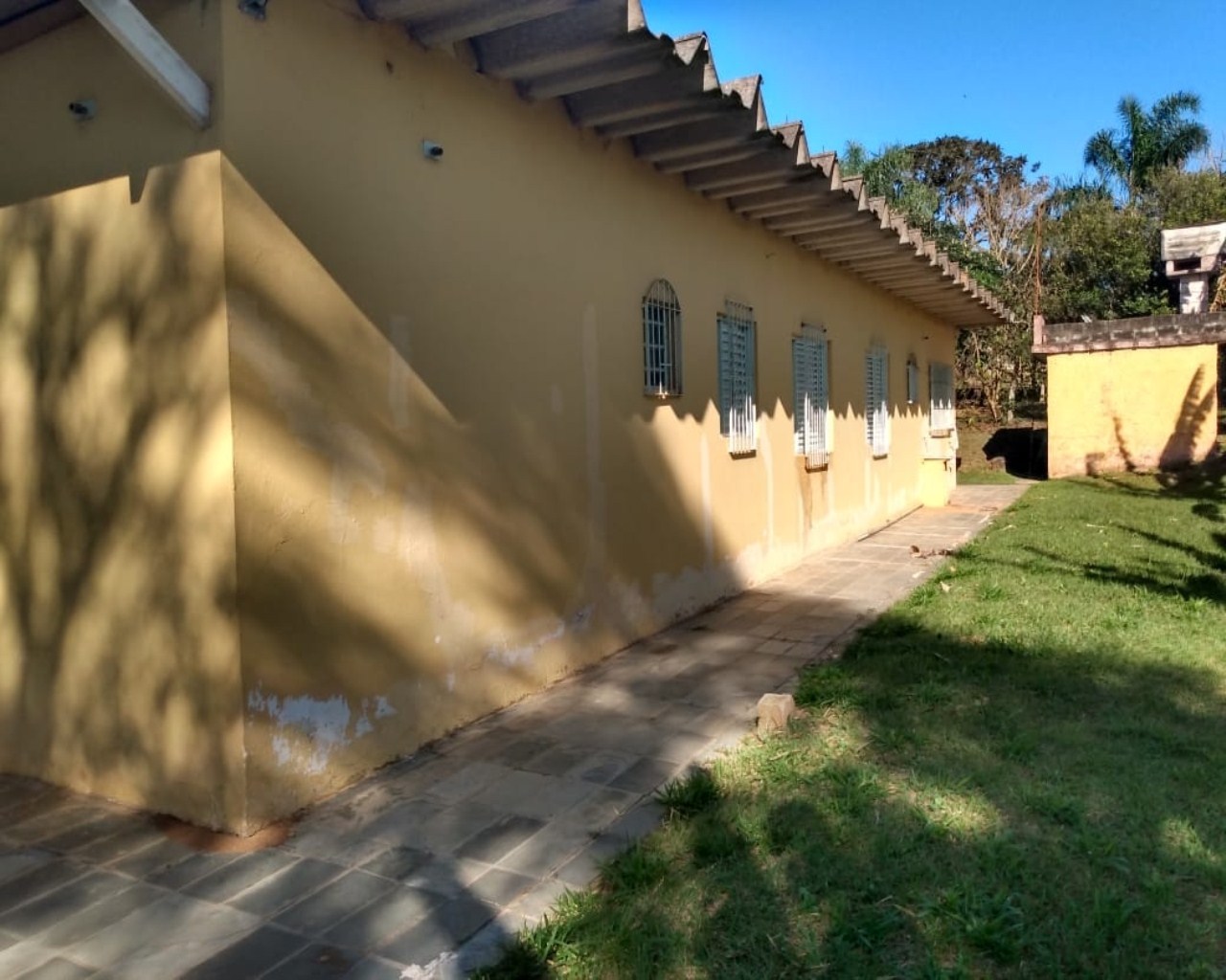 Chácara à venda com 2 quartos, 3000m² - Foto 1