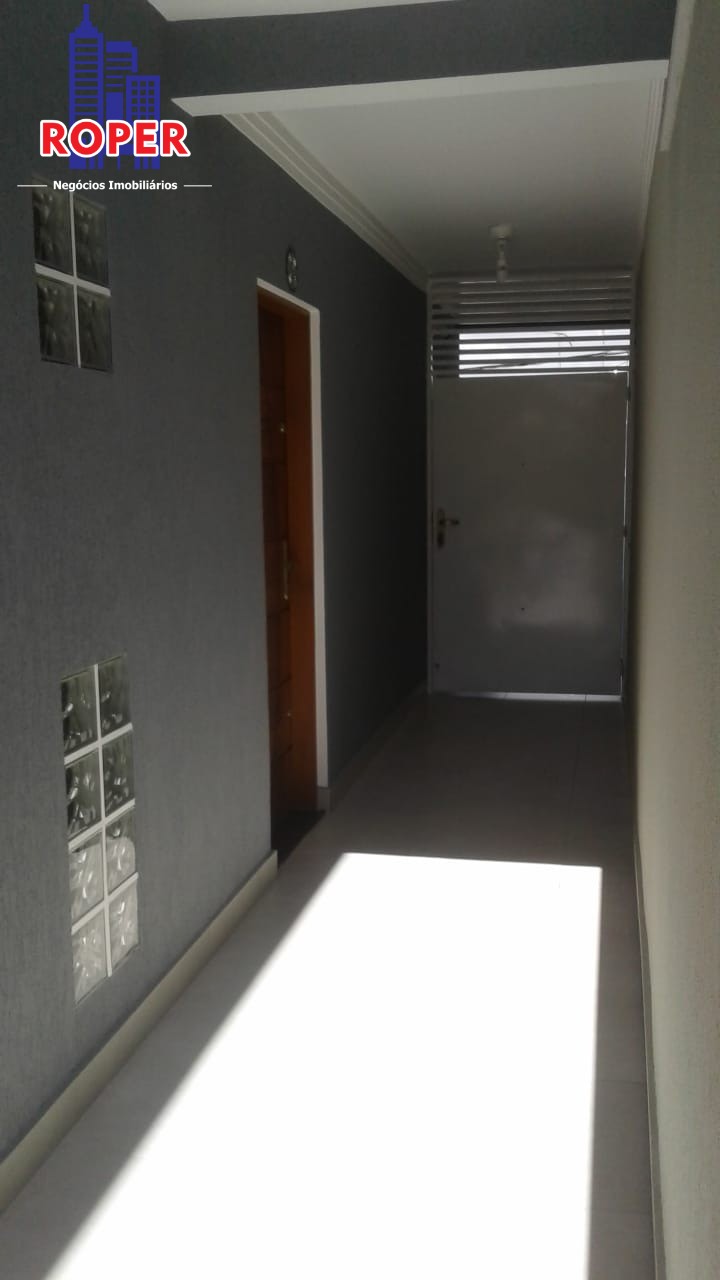 Casa à venda com 3 quartos, 220m² - Foto 9