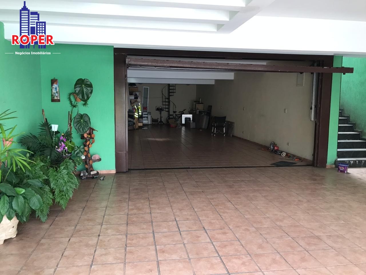 Casa à venda com 4 quartos, 550m² - Foto 3