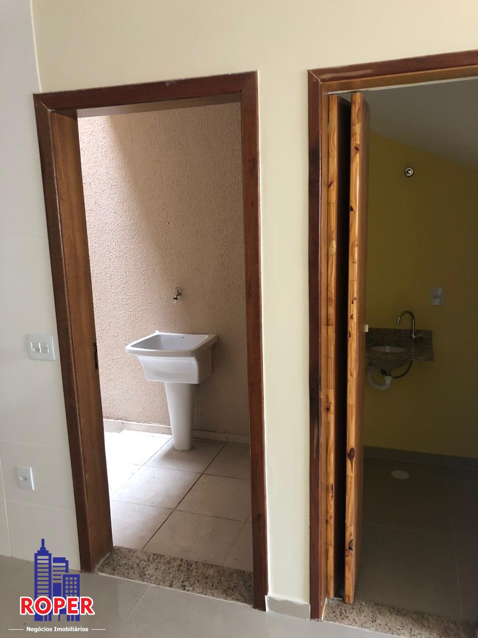 Casa à venda com 3 quartos, 65m² - Foto 3