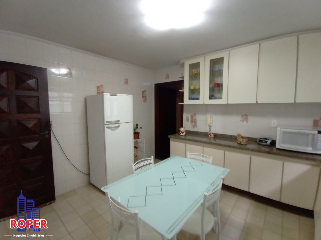 Casa à venda com 2 quartos, 140m² - Foto 14