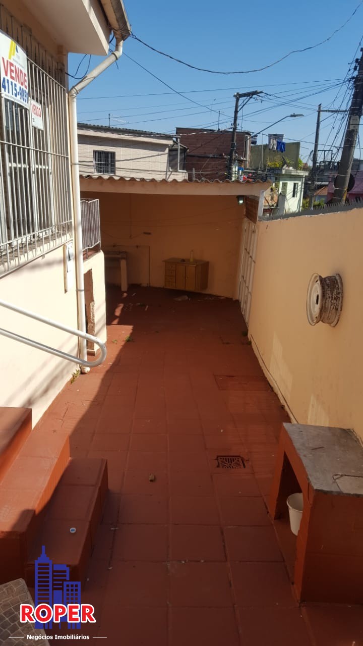 Casa à venda com 2 quartos, 167m² - Foto 3