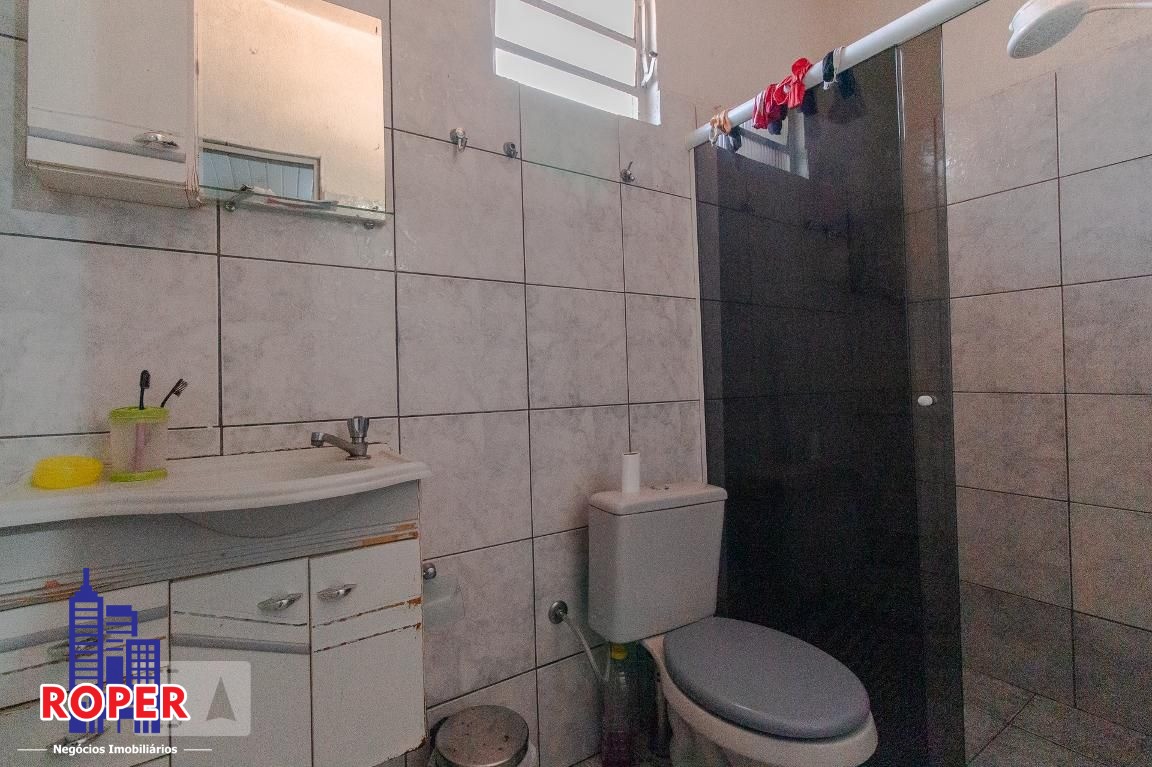 Casa à venda com 2 quartos, 320m² - Foto 10