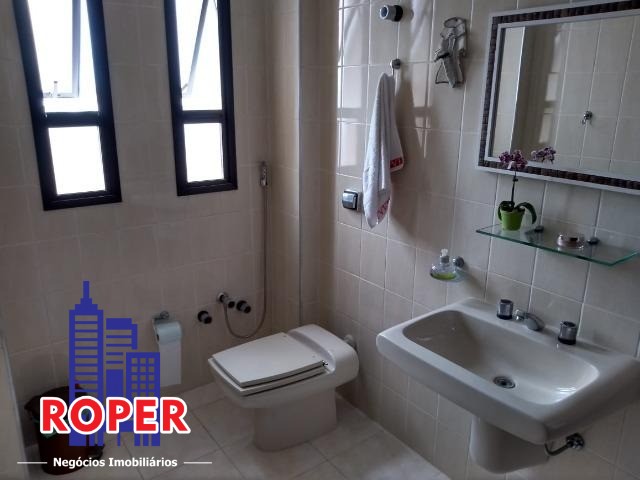 Apartamento à venda com 3 quartos, 140m² - Foto 8