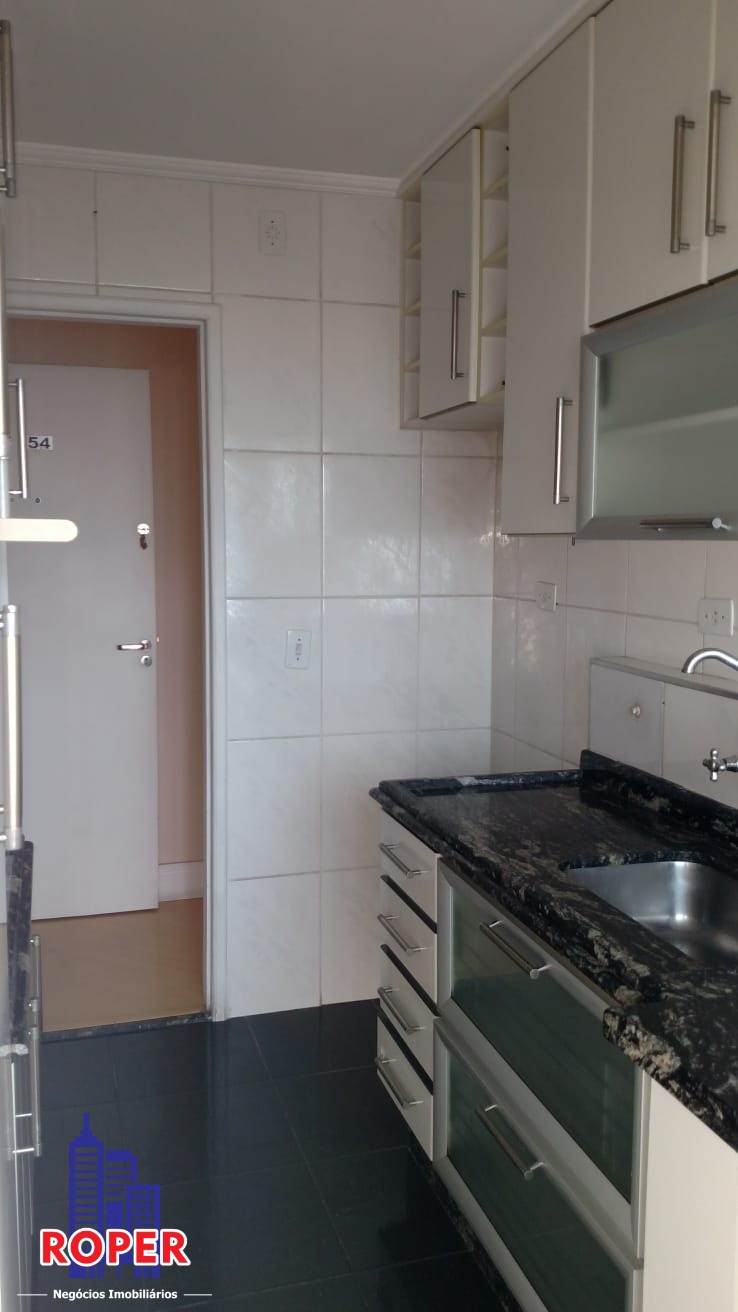 Apartamento à venda com 2 quartos, 62m² - Foto 11