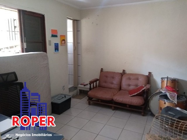 Casa à venda com 5 quartos, 240m² - Foto 19