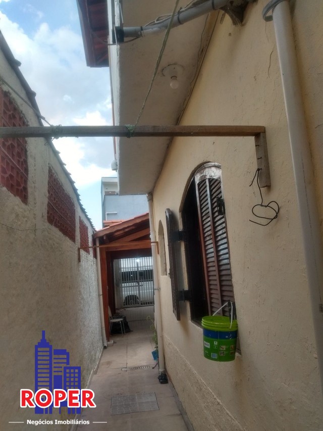 Casa à venda com 3 quartos, 114m² - Foto 1