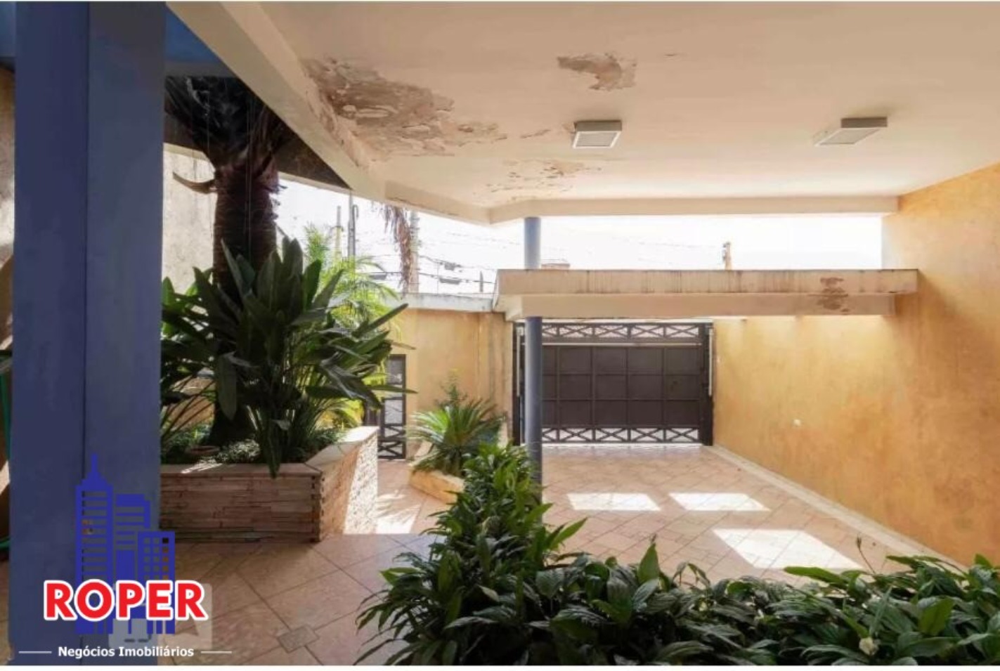 Casa à venda e aluguel com 3 quartos, 319m² - Foto 43