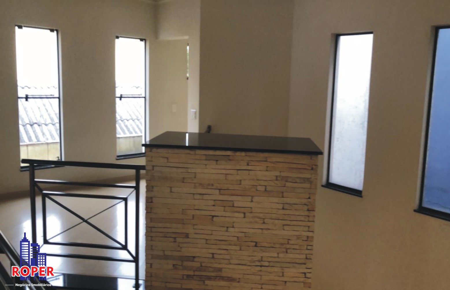 Casa à venda e aluguel com 3 quartos, 319m² - Foto 15