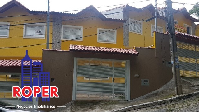 Casa à venda com 3 quartos, 100m² - Foto 1