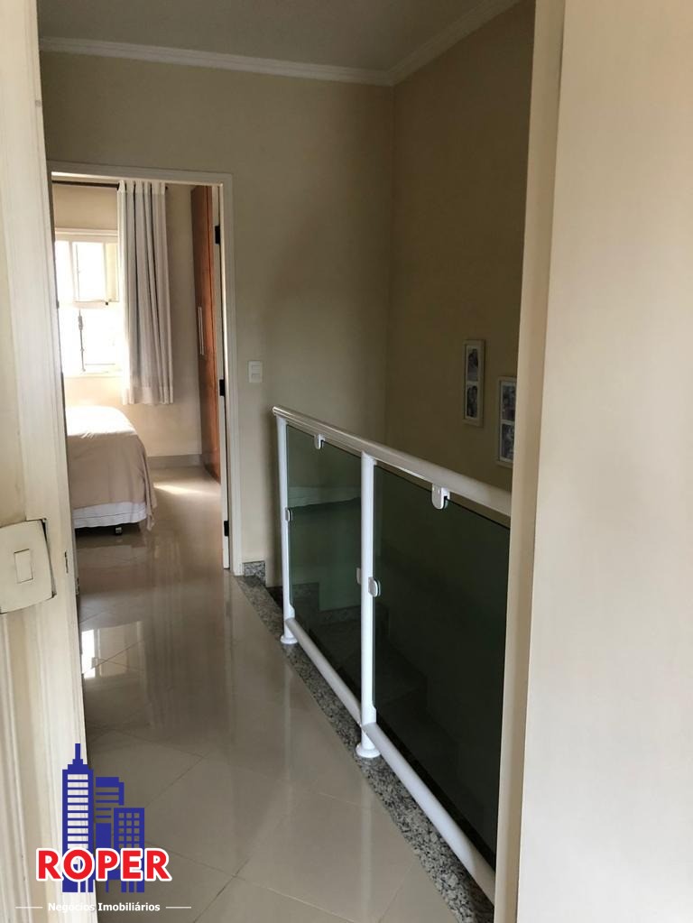 Casa à venda com 2 quartos, 105m² - Foto 17