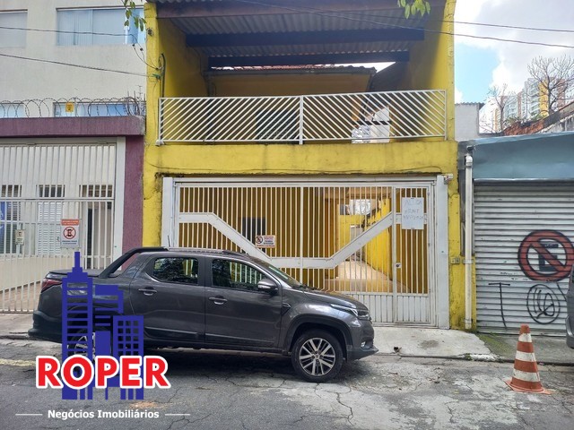 Casa para alugar com 2 quartos, 200m² - Foto 1