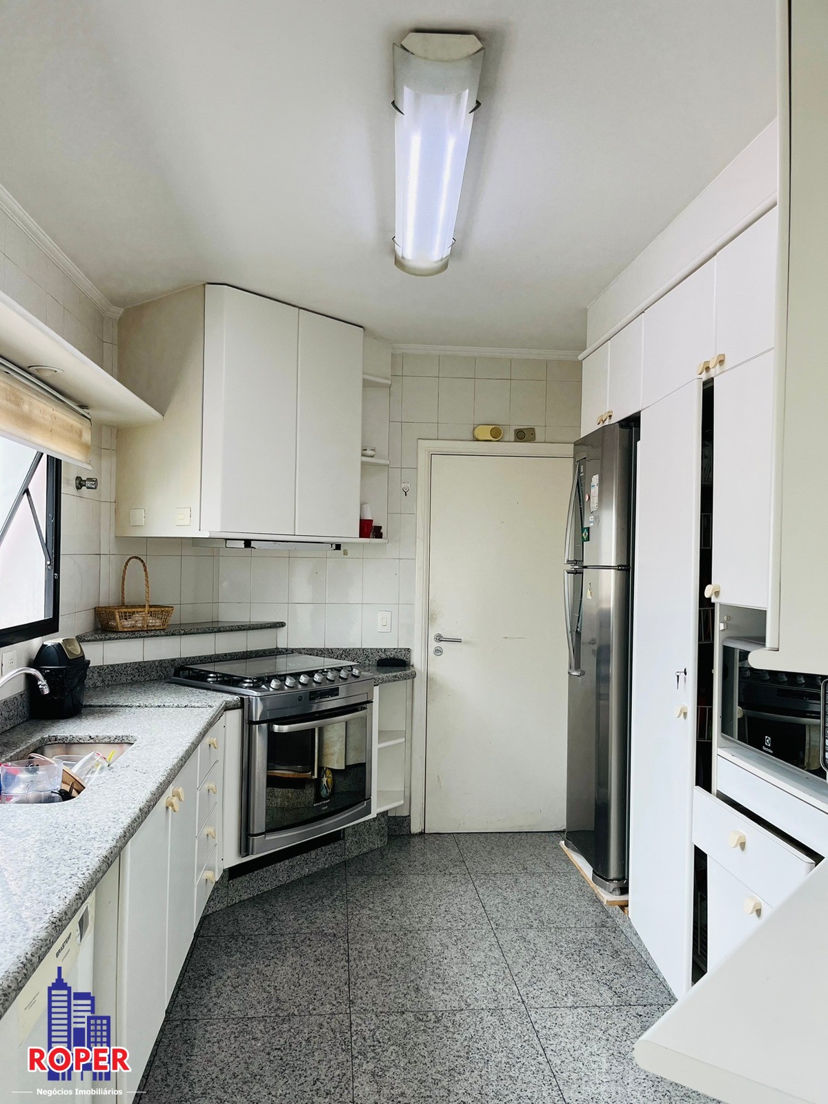 Apartamento à venda e aluguel com 4 quartos, 202m² - Foto 11