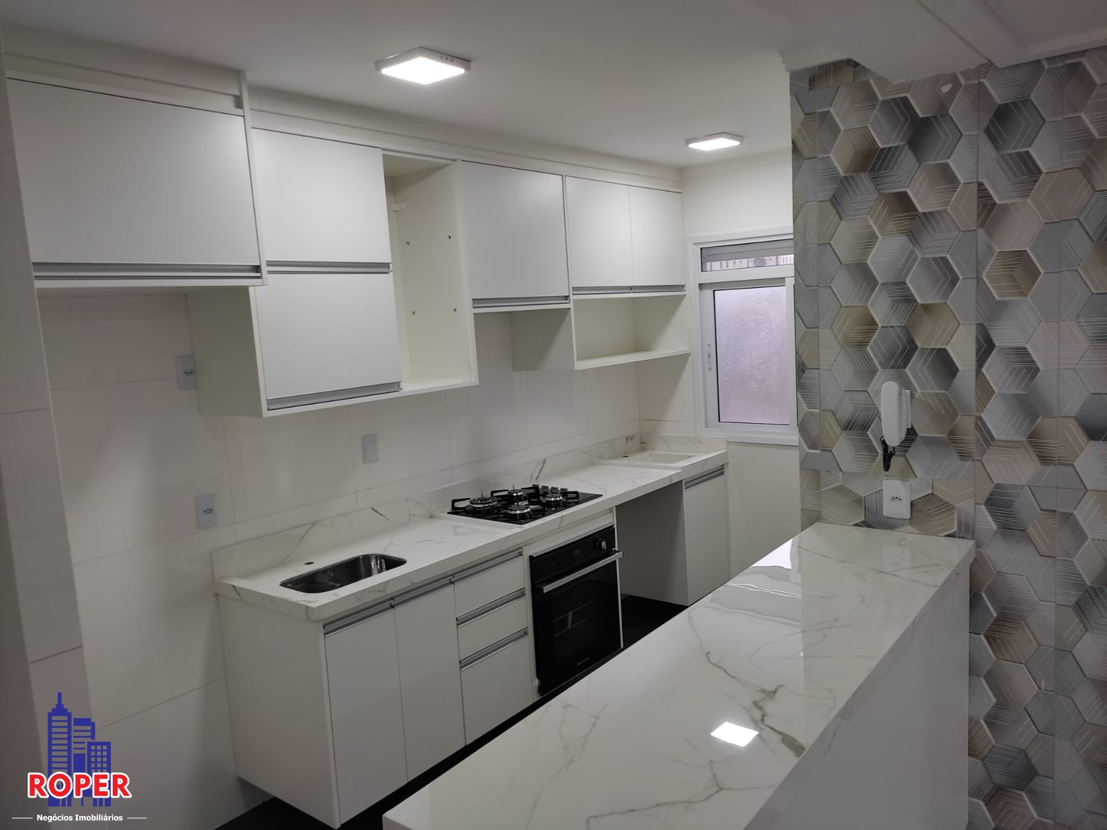 Apartamento à venda com 2 quartos, 56m² - Foto 3