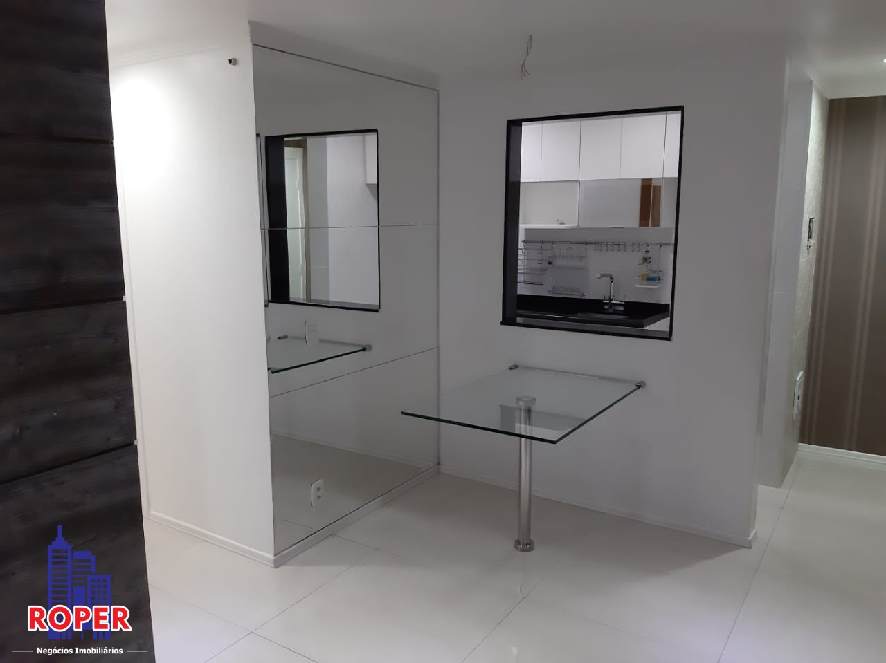 Apartamento à venda com 2 quartos, 44m² - Foto 3
