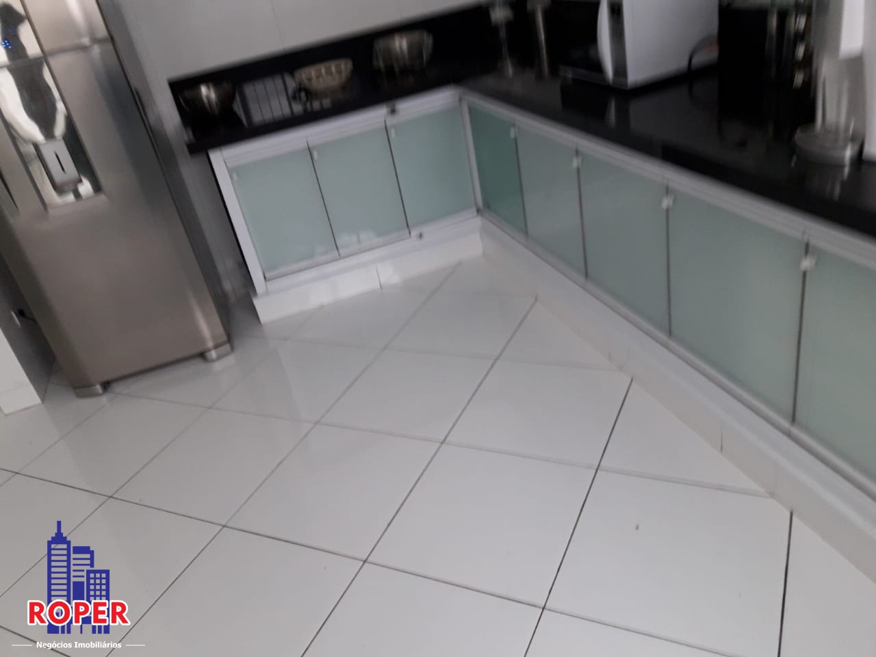 Casa à venda com 3 quartos, 230m² - Foto 5