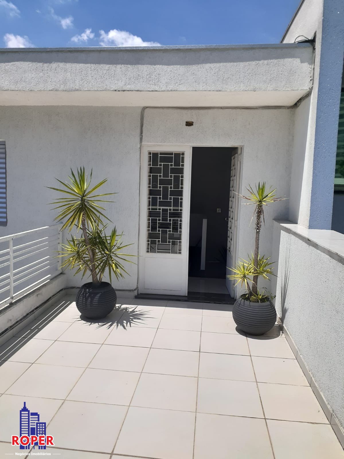 Casa à venda com 3 quartos, 230m² - Foto 4