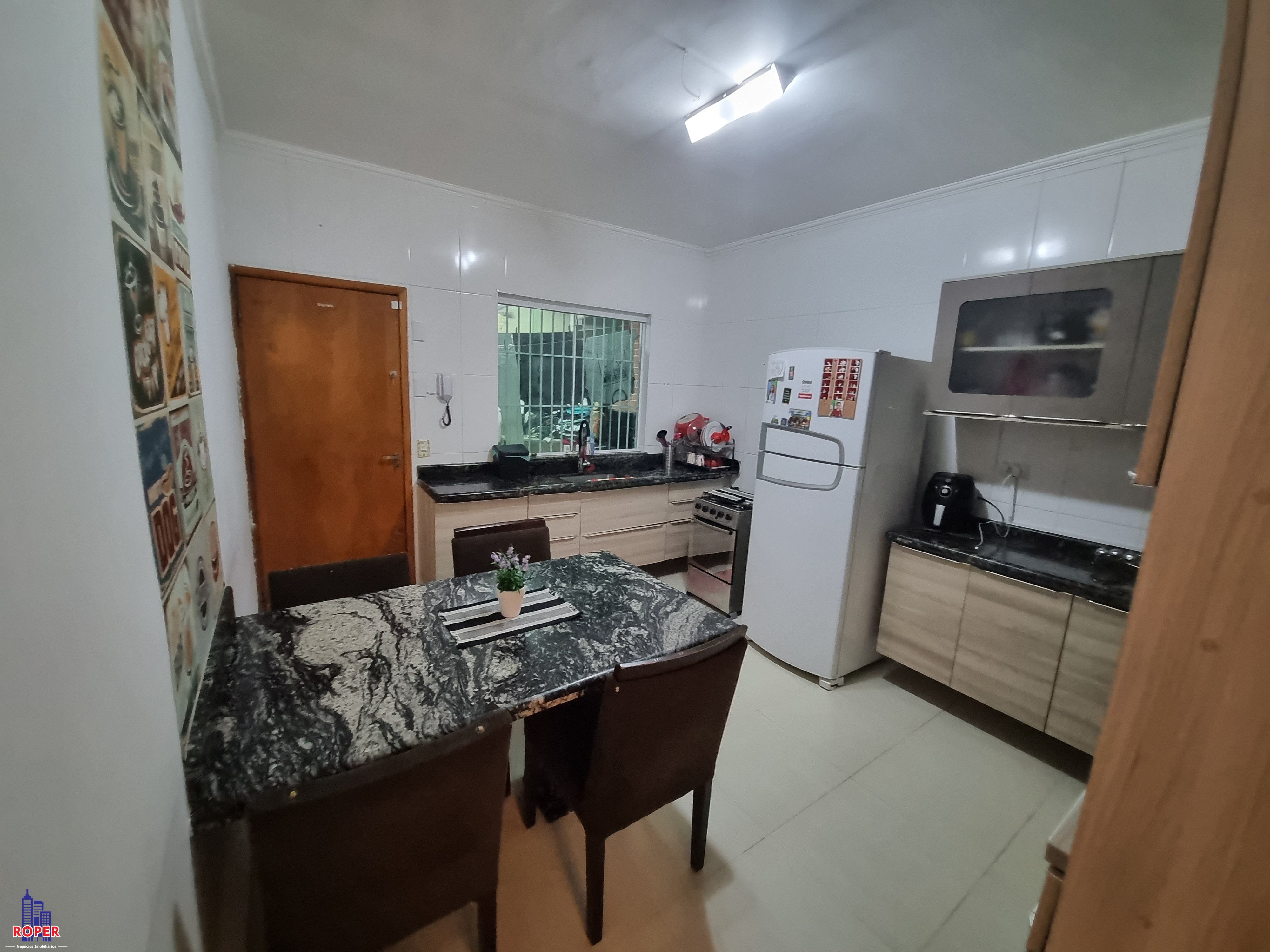 Casa à venda com 2 quartos, 120m² - Foto 10