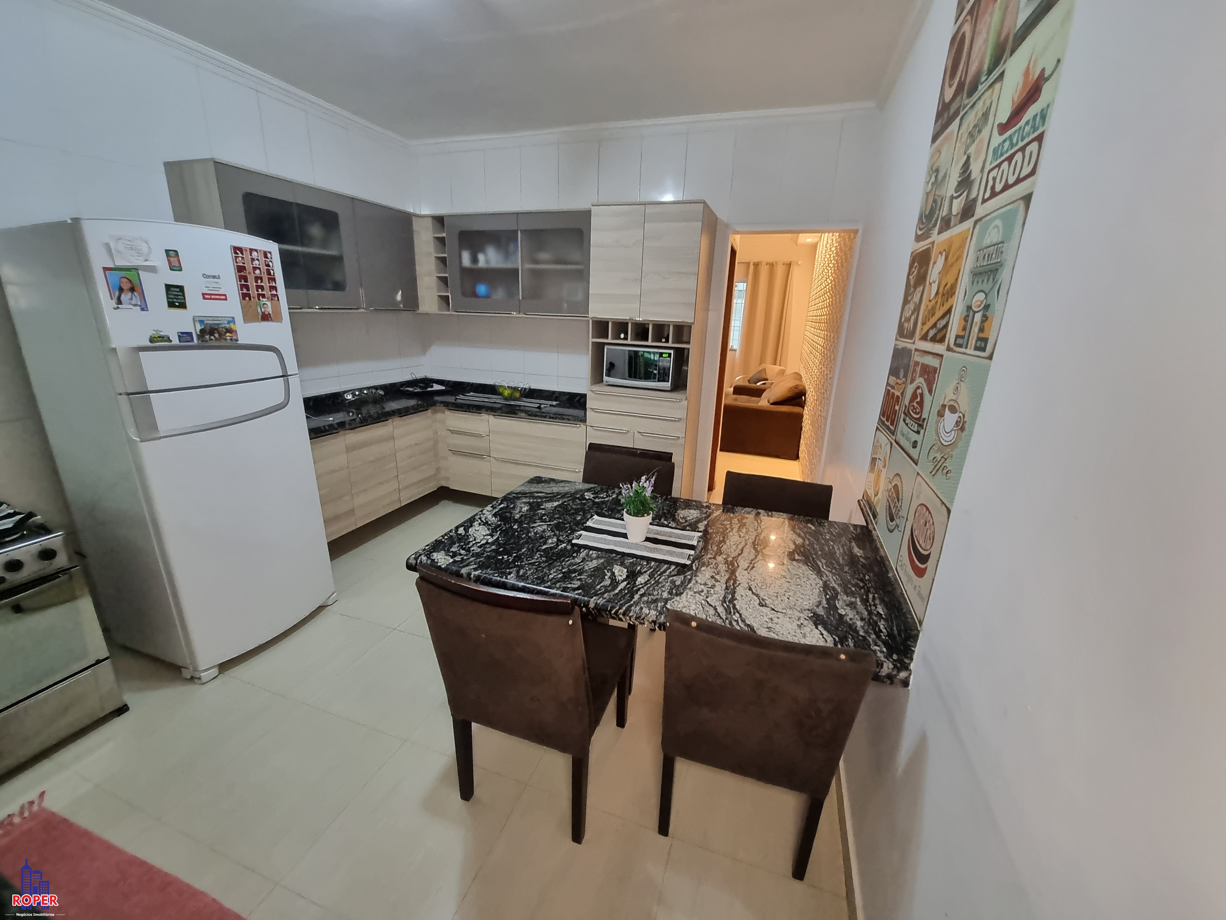 Casa à venda com 2 quartos, 120m² - Foto 11