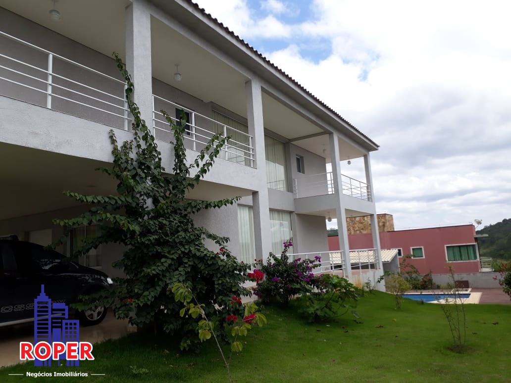 Casa à venda com 5 quartos, 800m² - Foto 1