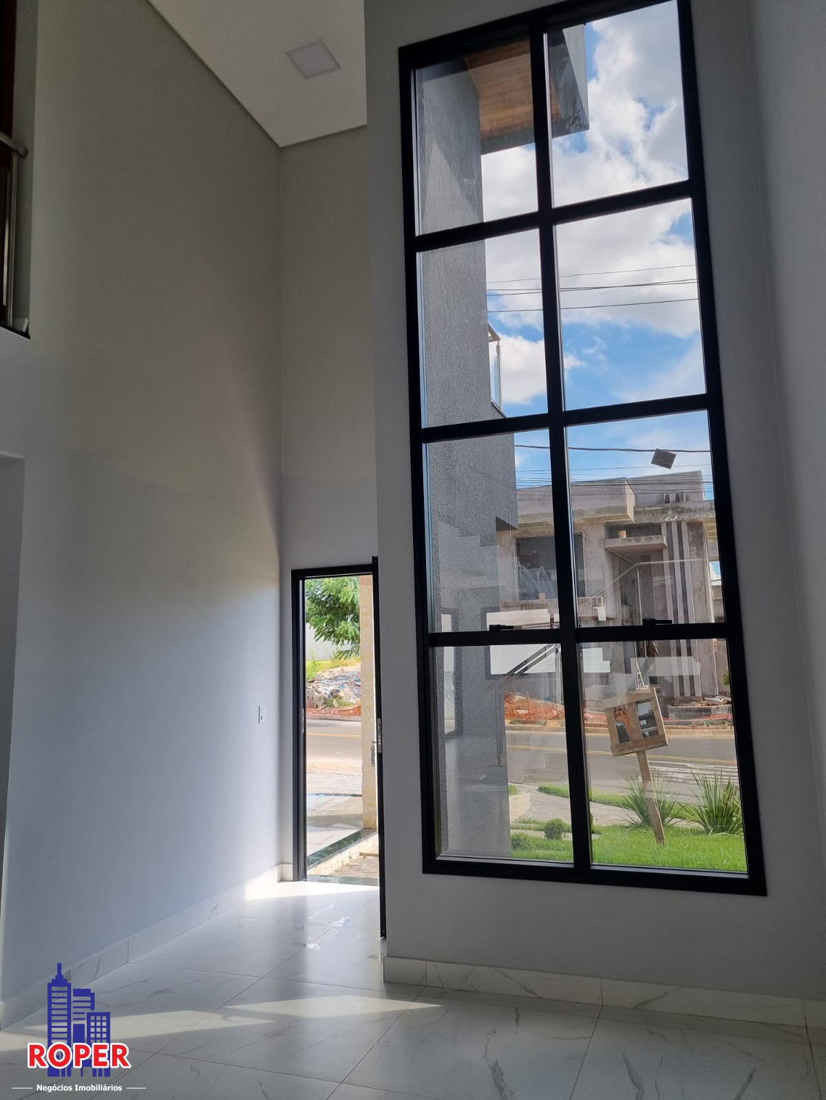 Casa à venda com 4 quartos, 282m² - Foto 13