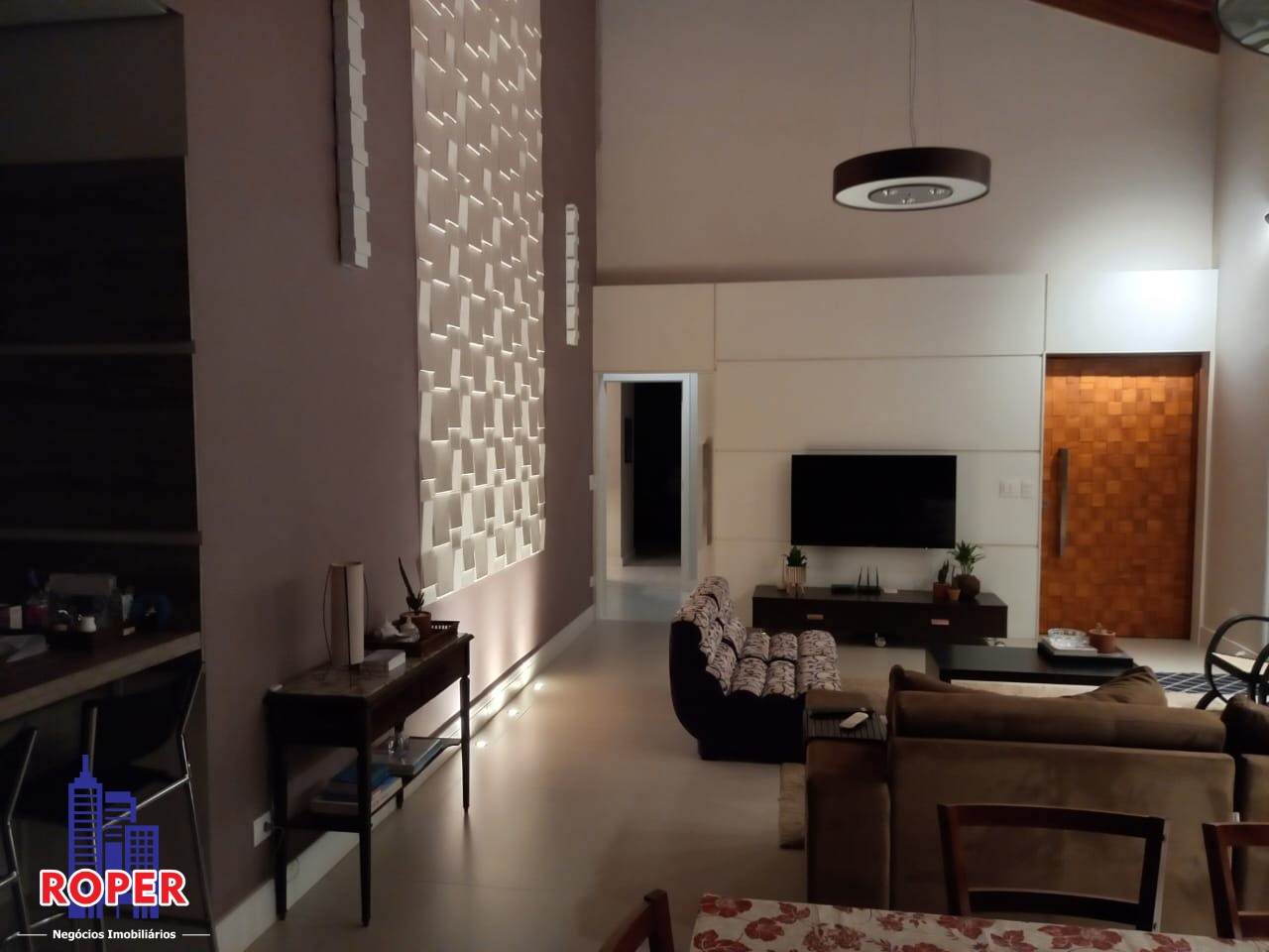 Casa à venda com 3 quartos, 700m² - Foto 28