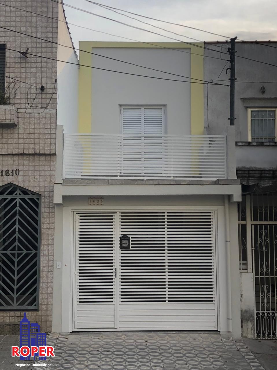 Casa à venda e aluguel com 3 quartos, 100m² - Foto 1