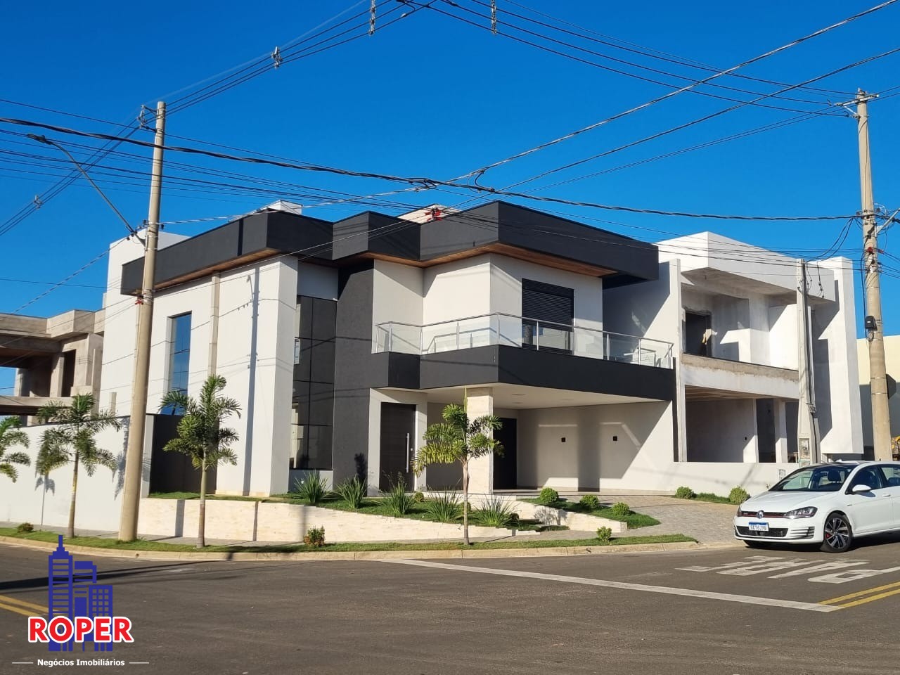 Casa à venda com 4 quartos, 282m² - Foto 3