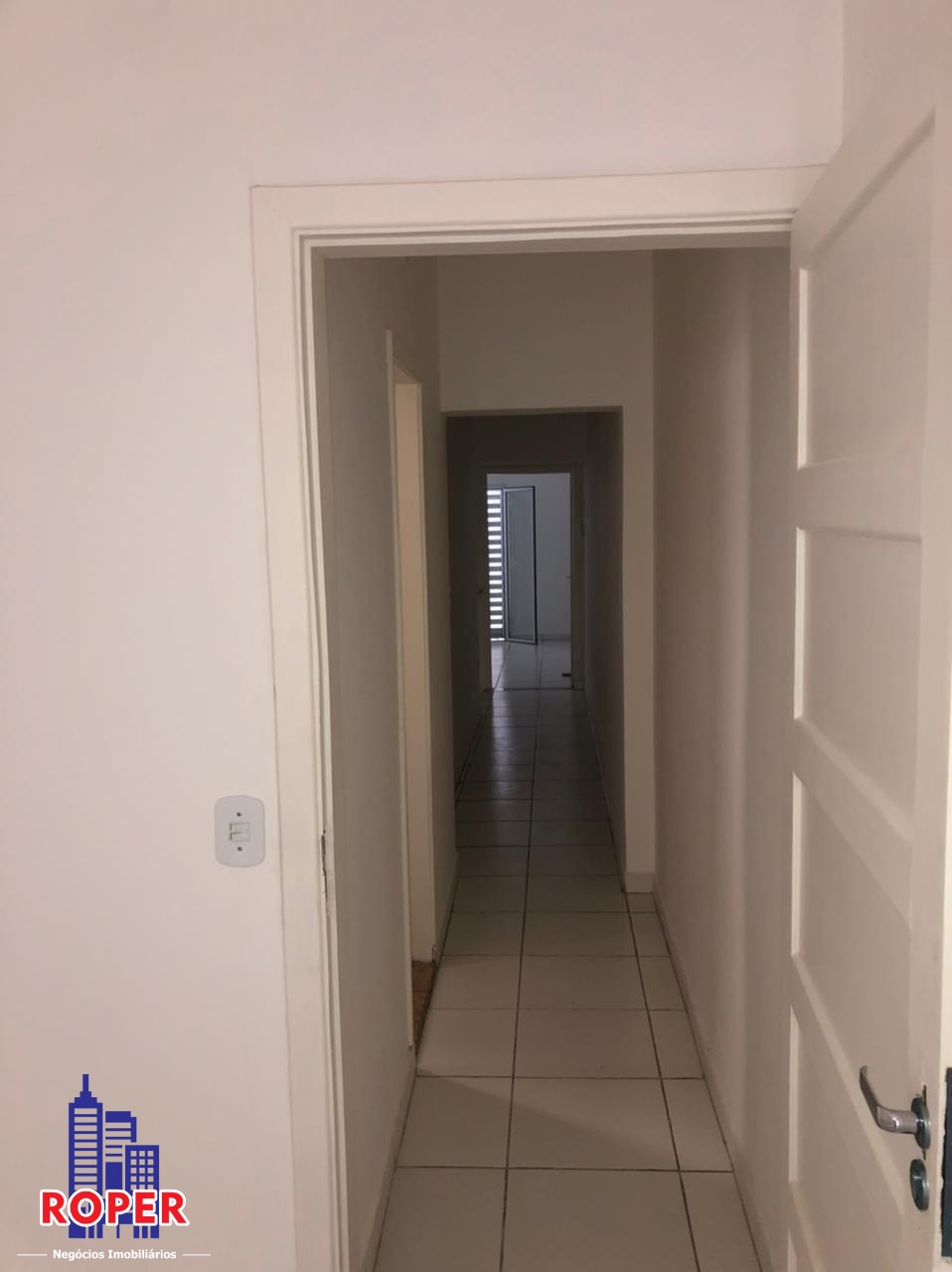 Casa à venda e aluguel com 3 quartos, 100m² - Foto 9