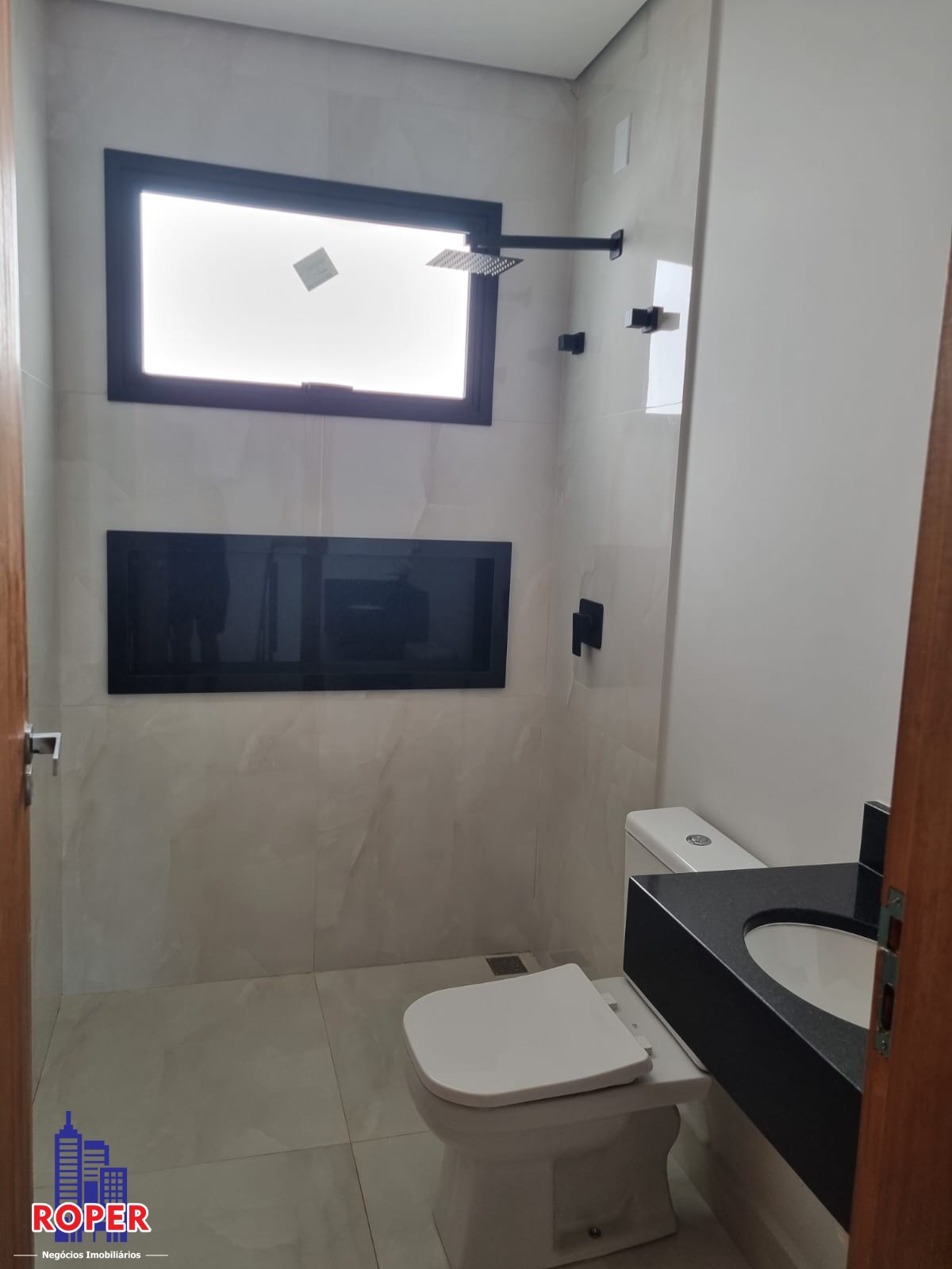 Casa à venda com 4 quartos, 282m² - Foto 19