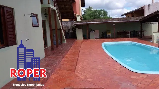 Casa à venda com 3 quartos, 1100m² - Foto 7