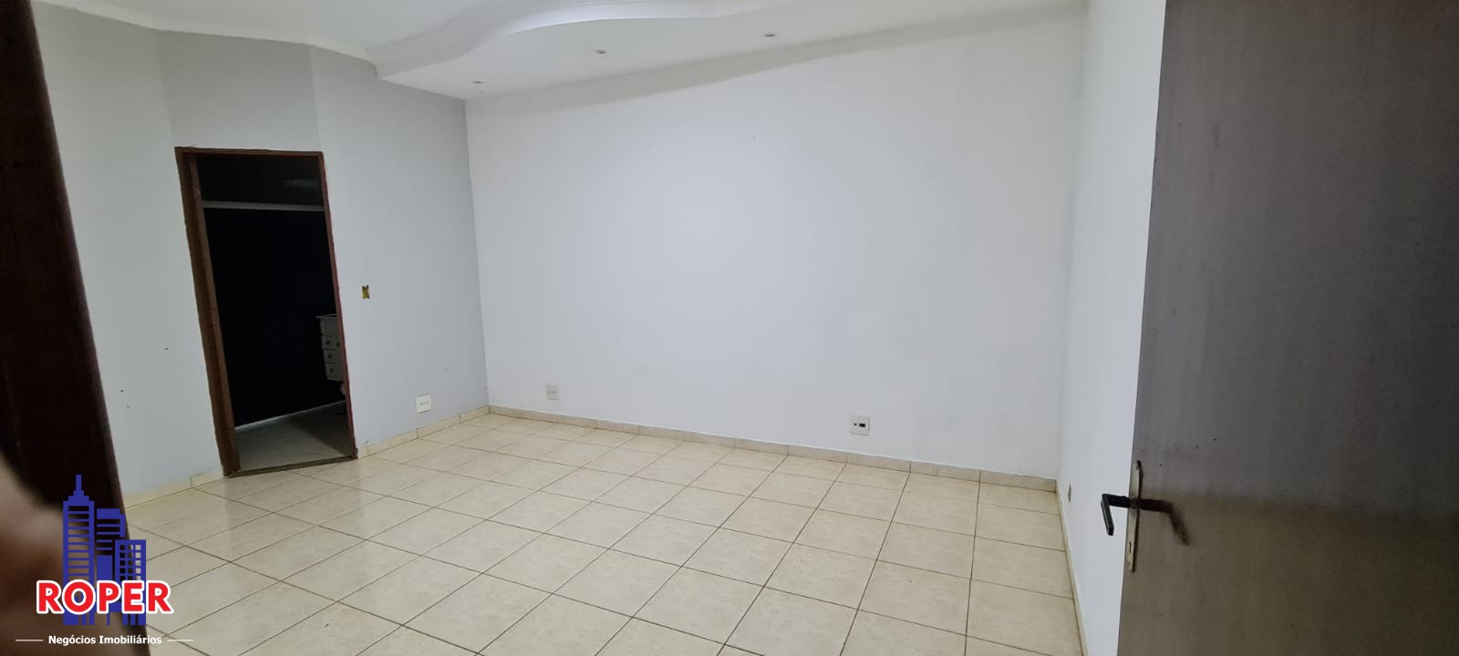 Casa à venda com 3 quartos, 220m² - Foto 18