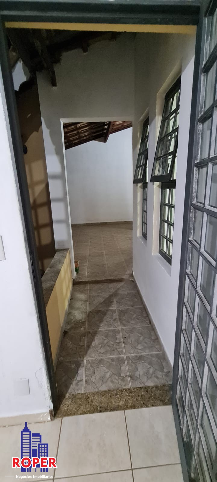 Casa à venda com 3 quartos, 220m² - Foto 27