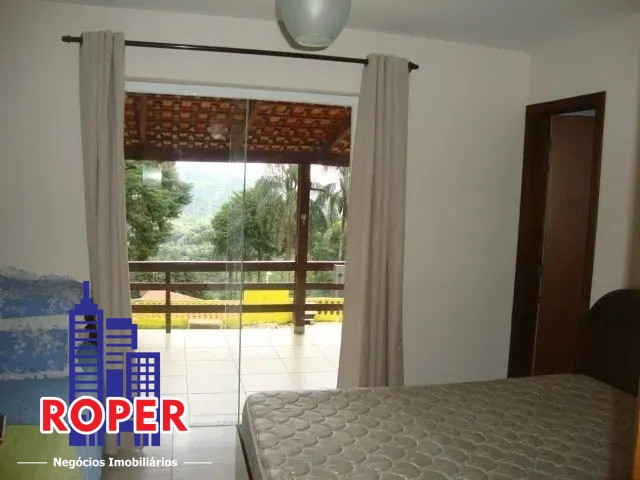 Chácara à venda com 3 quartos, 2500m² - Foto 10