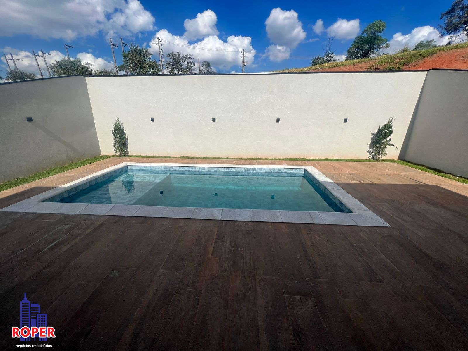 Casa à venda e aluguel com 3 quartos, 374m² - Foto 27