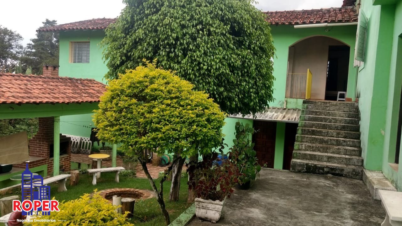 Chácara à venda com 11 quartos, 1500m² - Foto 1