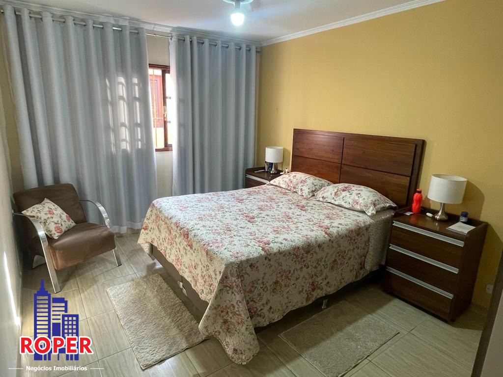 Casa à venda com 5 quartos, 192m² - Foto 9