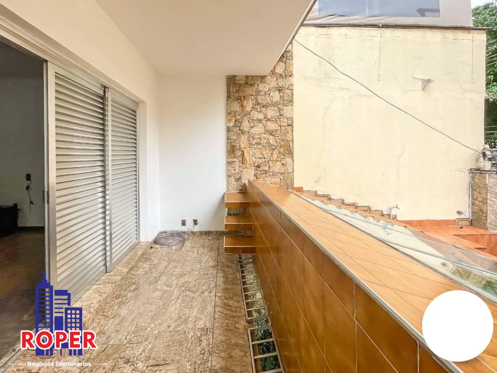 Casa à venda e aluguel com 3 quartos, 292m² - Foto 9