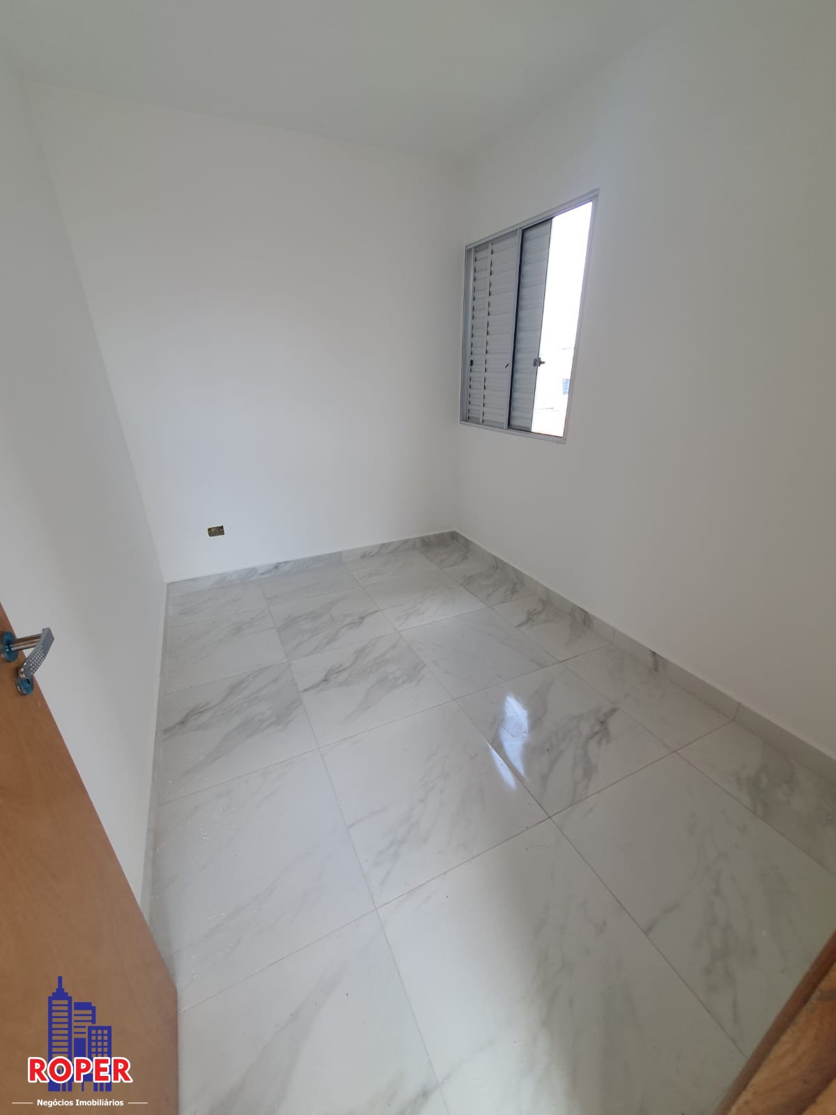 Apartamento à venda com 2 quartos, 40m² - Foto 13