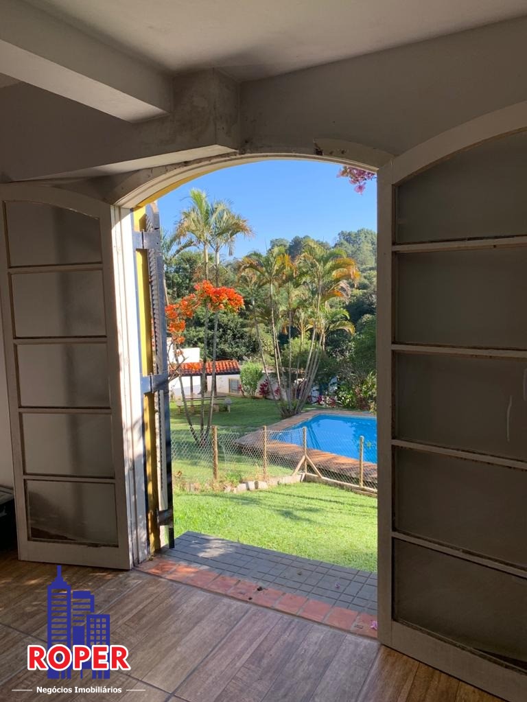 Chácara à venda com 3 quartos, 2500m² - Foto 8