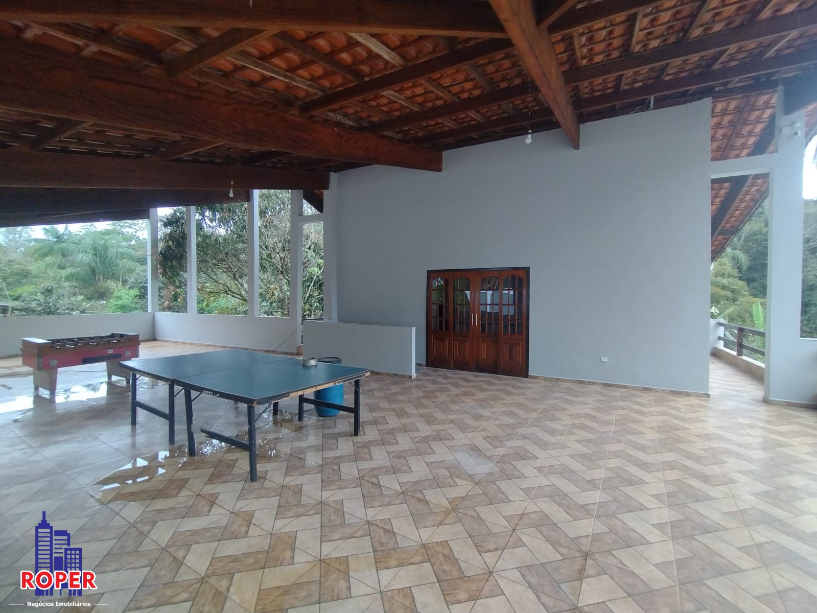 Chácara à venda com 8 quartos, 2400m² - Foto 4