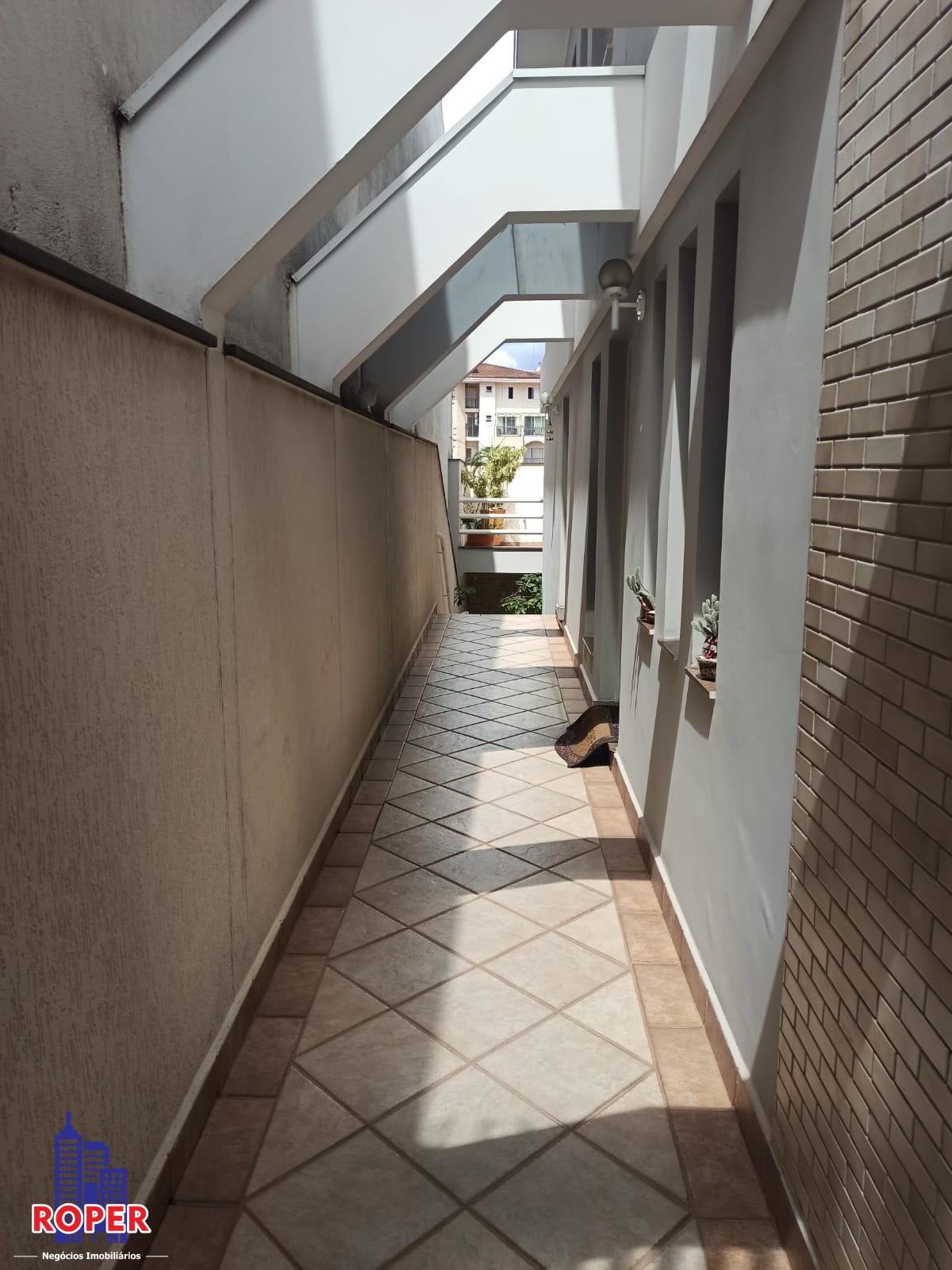 Casa à venda com 3 quartos, 150m² - Foto 4